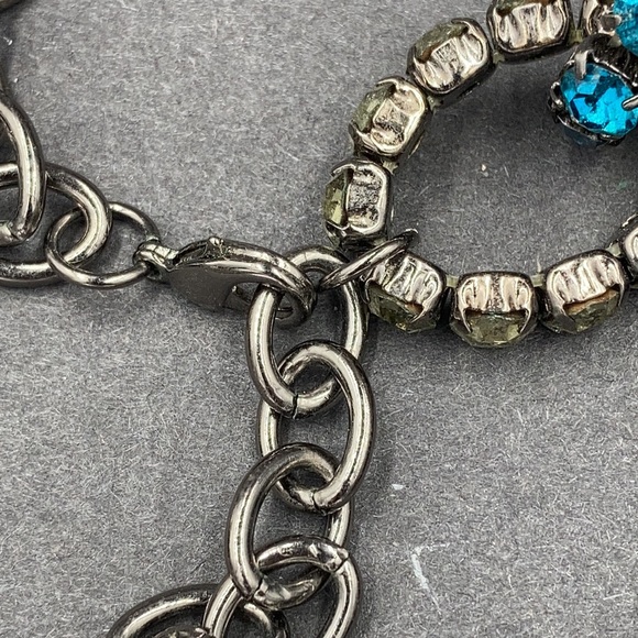 LouLou De La Falaise Rhinestone Loop Necklace - Picture 6 of 8